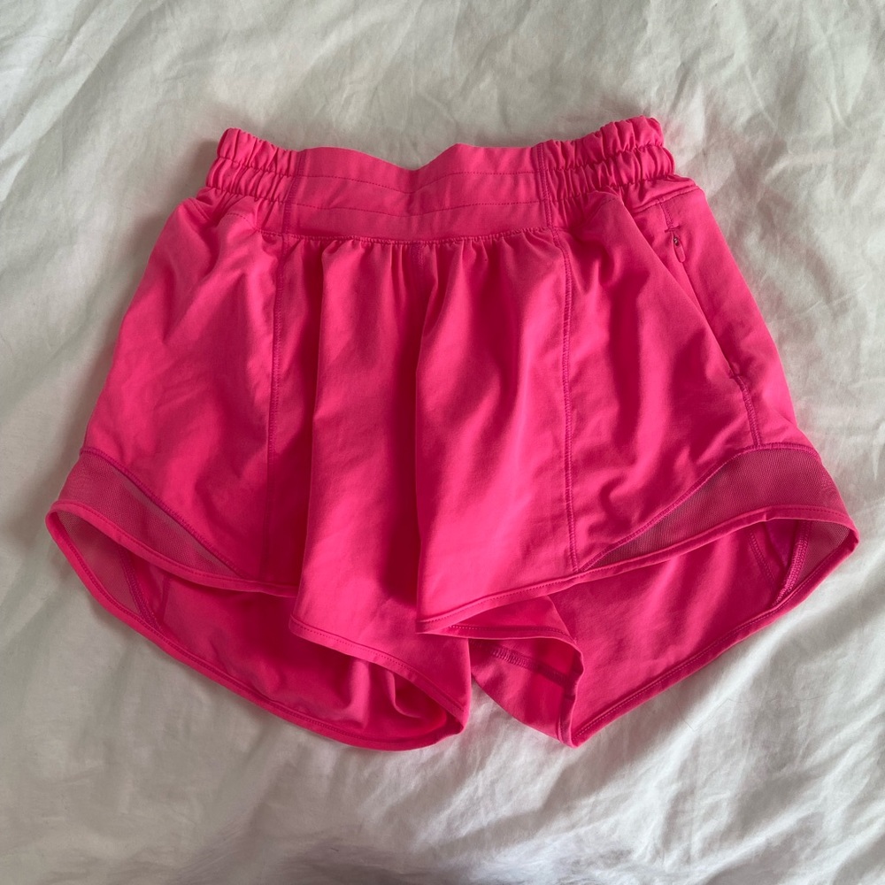 highlight pink lulu shorts! (don’t sell anymore)